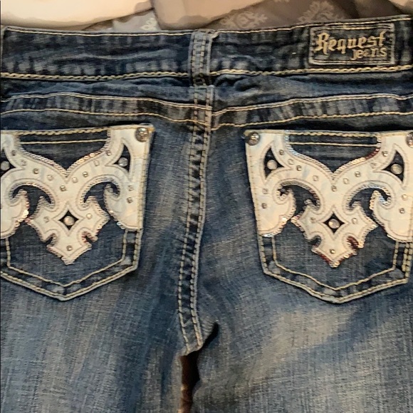 Request Jeans - Picture 2 of 5